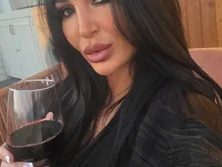 Streamate Live Porn of Emily_BXXX