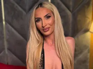 Streamate Live Sex Cam of AlexaBarnes