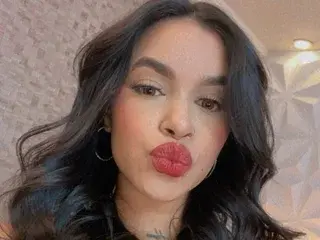 Streamate Live Porn of SarahSaliiss