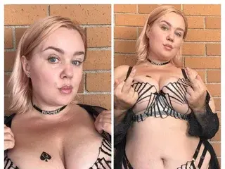 Streamate Live Sex Cam of msMargotGrey