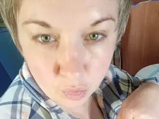 Streamate Watch Live Sex Cams of Juli_Bond
