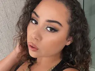 Streamate Adult Webcams of CeCeMayXO