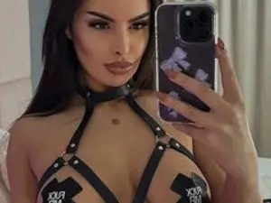 Streamate Free Porn Cam of AlmaLuv