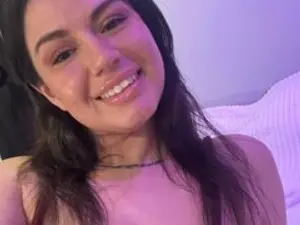 Streamate Nude Webcam of Peachesmidorix