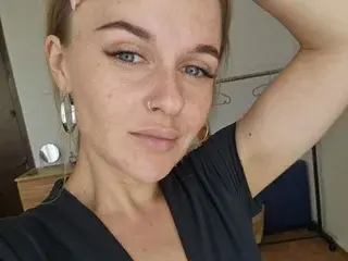 Streamate Adult Webcam of MaribelRiverr