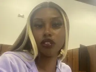 Streamate Live Sex of Lailani_Diore