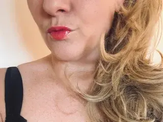 Streamate Watch Live Sex Cams of Nikkibigtits100