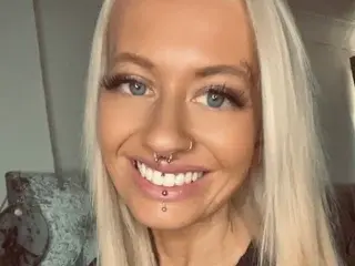 Streamate Live Sex Cam of BabeBeth40