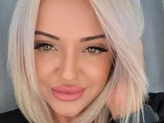Streamate Best Webcam of BustyEmaXX