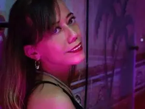 Streamate Live Porn of NICOLLEWAYY