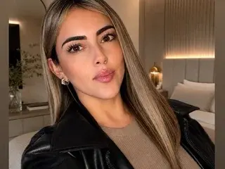 Streamate Sex Cam of SccarlettLoveyes