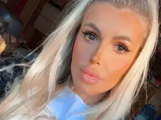 Streamate Adult Webcam of amidalaxxx