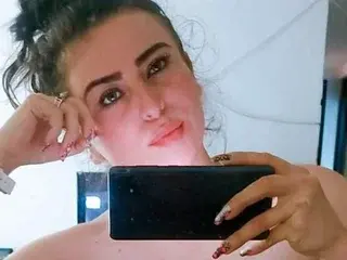Streamate Watch Live Sex Cams of KarelySexy