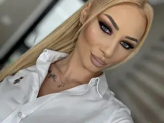 Streamate Watch Live Sex Cams of AngieShaen