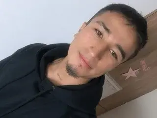 Streamate Nude Webcam of DreamHoneySJ