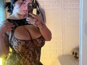 Streamate Free Porn Cam of GabyyCortezz