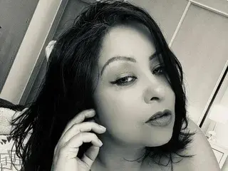 Streamate Nude Webcam of Crisselt