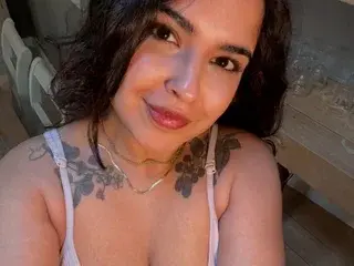 Streamate Live Porn of MayaPetite