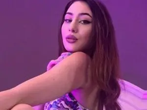 Streamate Live Sex Cam of IsoldeBlis