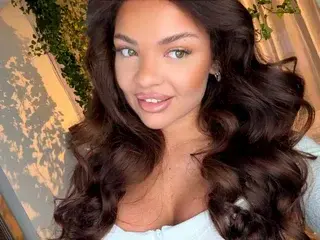 Streamate Adult Video Chat of TheMaddisonShow