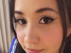 Streamate Free Porn Cam of oriwhore21