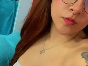 Streamate Live Sex Cam of Crystalrennie