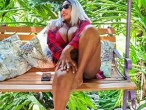 Streamate Nude Webcam of KarenBis