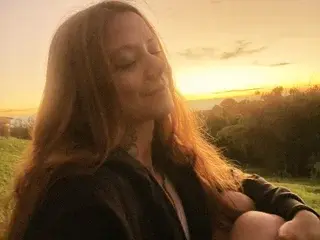 Streamate Live Porn of VicktoriaLou