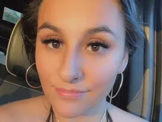 Streamate Adult Webcams of Lilmxedbaddie