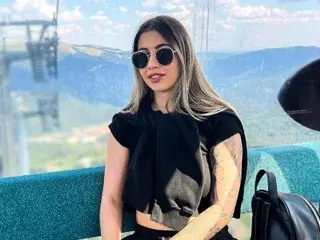 Streamate Live Sex Cam of RoseDiamond18