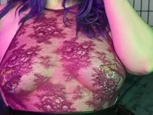 Streamate Adult Webcams of KiraSpitQueen