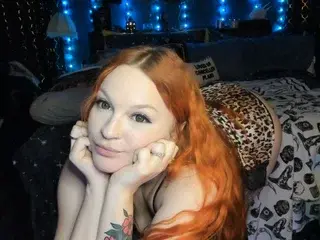 Streamate Free Porn Cam of MeadowMorrigan