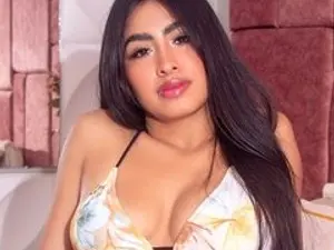 Streamate Watch Live Sex Cams of SharaOrion