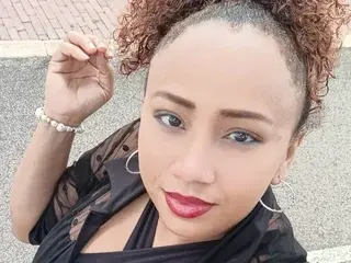 Streamate Free Live Porn of Emili_Cute111