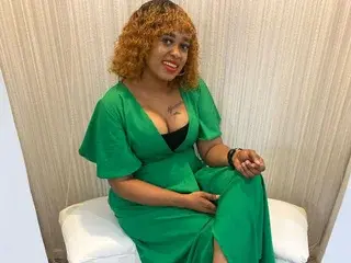 Streamate Watch Live Sex Cams of TyraHotxxxxx