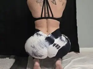 Streamate Nude Webcam of Ariannamae18