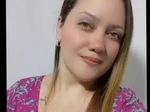 Streamate Free Porn Cam of camilaa_fox