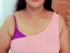 Streamate Free Porn Cam of Shalini_Shalu
