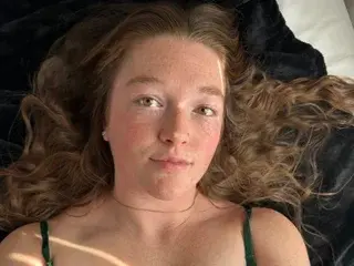 Streamate Adult Video Chat of Kassqueen98
