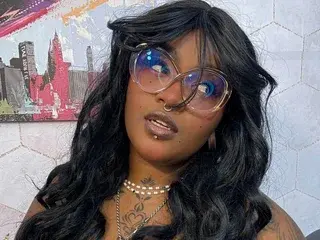 Streamate Live Porn of LaylaCumninngss