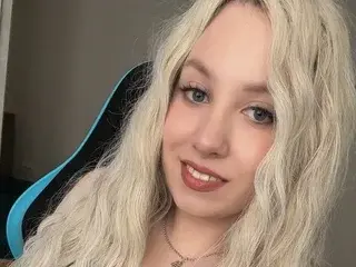 Streamate Best live sex cam show of Luna_Gaze