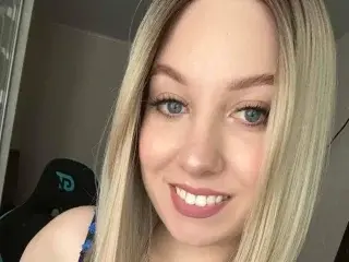 Streamate Live Porn of Luna_Gaze