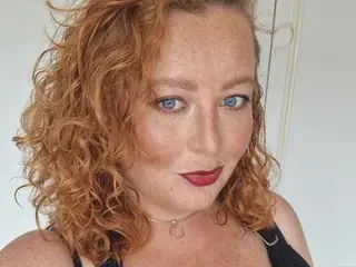 Streamate Watch Live Sex Cams of LadyHelia