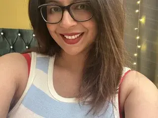 Streamate Sex Cam of Zarah_Housewife