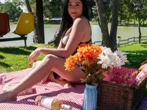 Streamate Live Sex Cam of NicollColleman