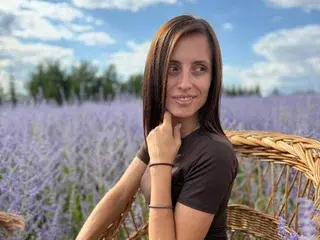 Streamate Sex Chat of AlisAmaze777