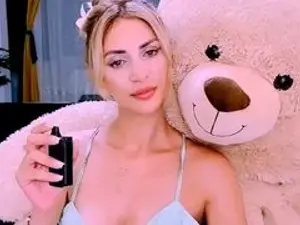 Streamate Best live sex cam show of MadieRobets