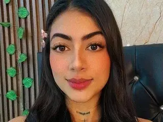 Streamate Adult Video Chat of GabyyAmore