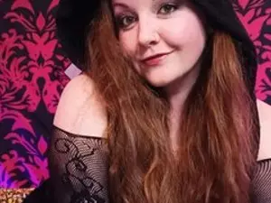 Streamate Live Sex Cam of SilaSwitch