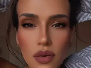 Streamate Nude Webcam of MiaNoir_X